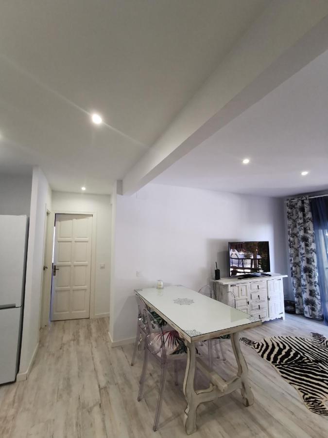 Apartamento Port De Roda De Bara -Roc Sant Gaieta ภายนอก รูปภาพ