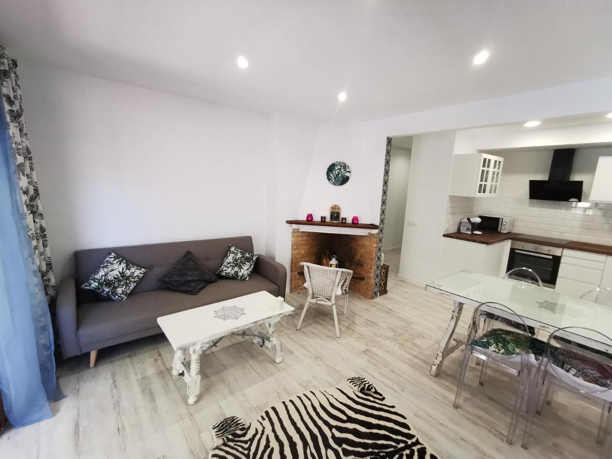 Apartamento Port De Roda De Bara -Roc Sant Gaieta ภายนอก รูปภาพ