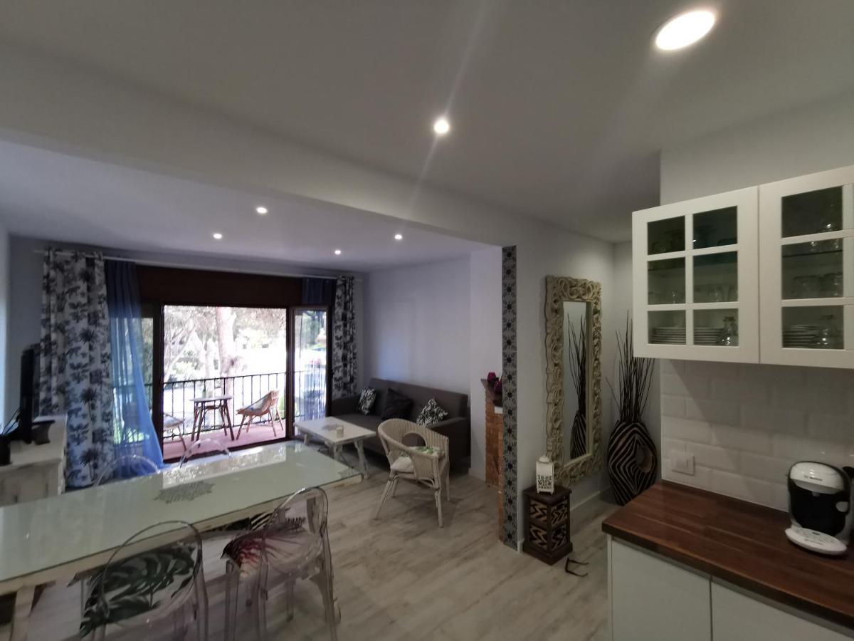 Apartamento Port De Roda De Bara -Roc Sant Gaieta ภายนอก รูปภาพ