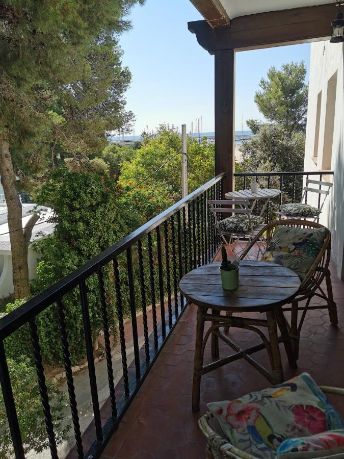 Apartamento Port De Roda De Bara -Roc Sant Gaieta ภายนอก รูปภาพ